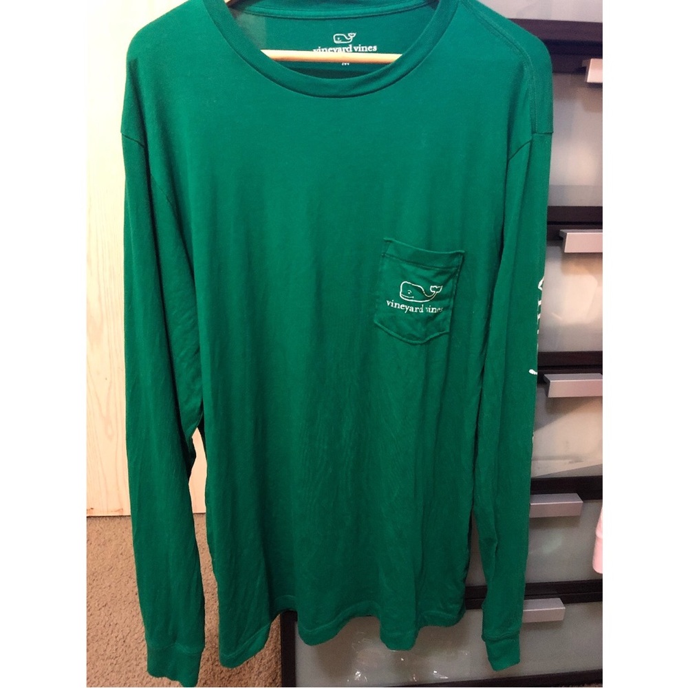 Vineyard Vines shirt